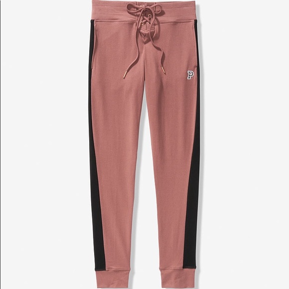 NEW 💕VS PINK DARK MAUVE PINK CAMPUS LEGGINGS - Picture 3 of 4